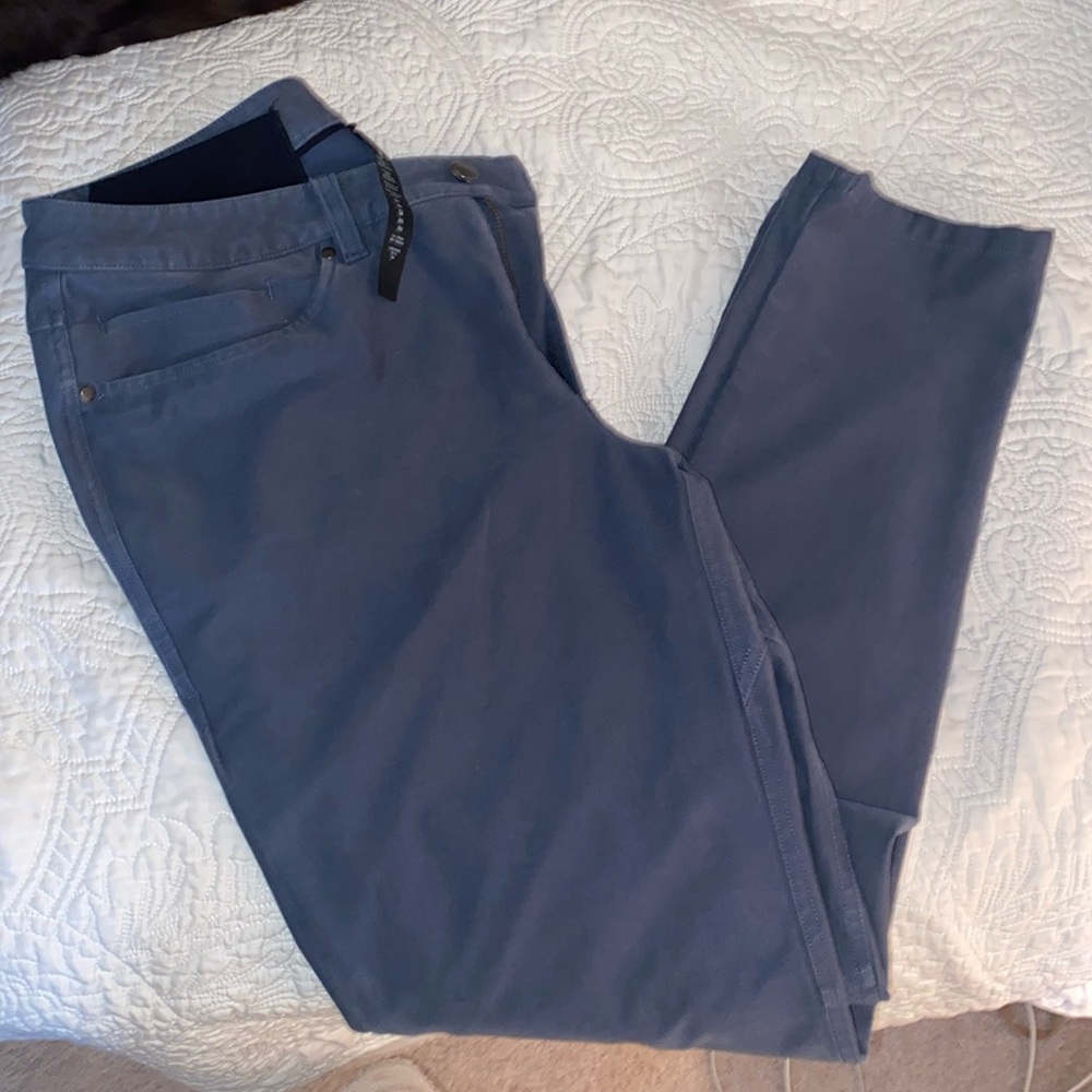 Lululemon Slim ABC Pants Mens